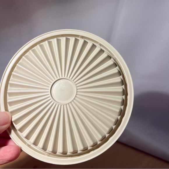 Tupperware Condiment Bowl & Caddy Almond Vintage - Picture 12 of 14